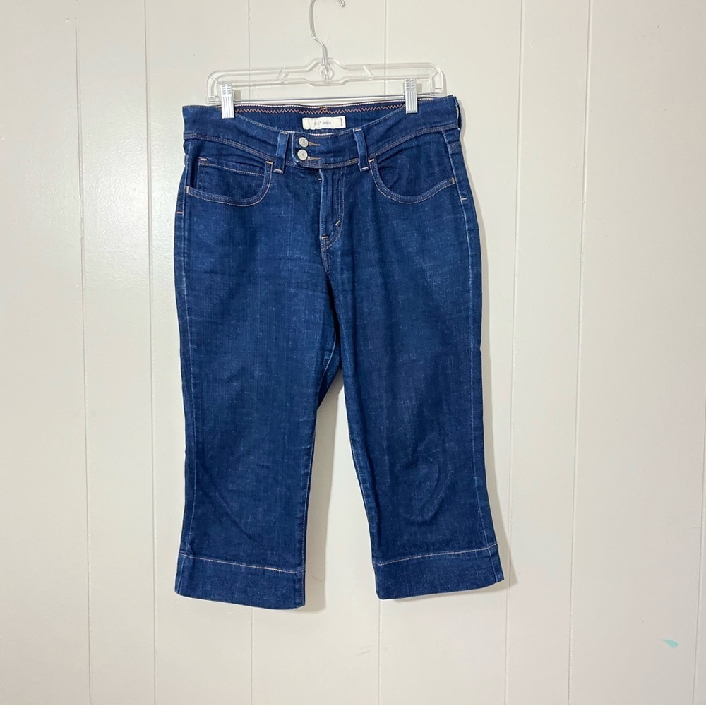 Levi’s 515 Capri Jeans Womens Size 8 Blue Denim Mid Rise Stretch Cropped Pants